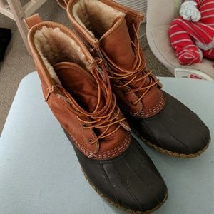 8" Tumbled Leather Shearling Lined Bean Boots